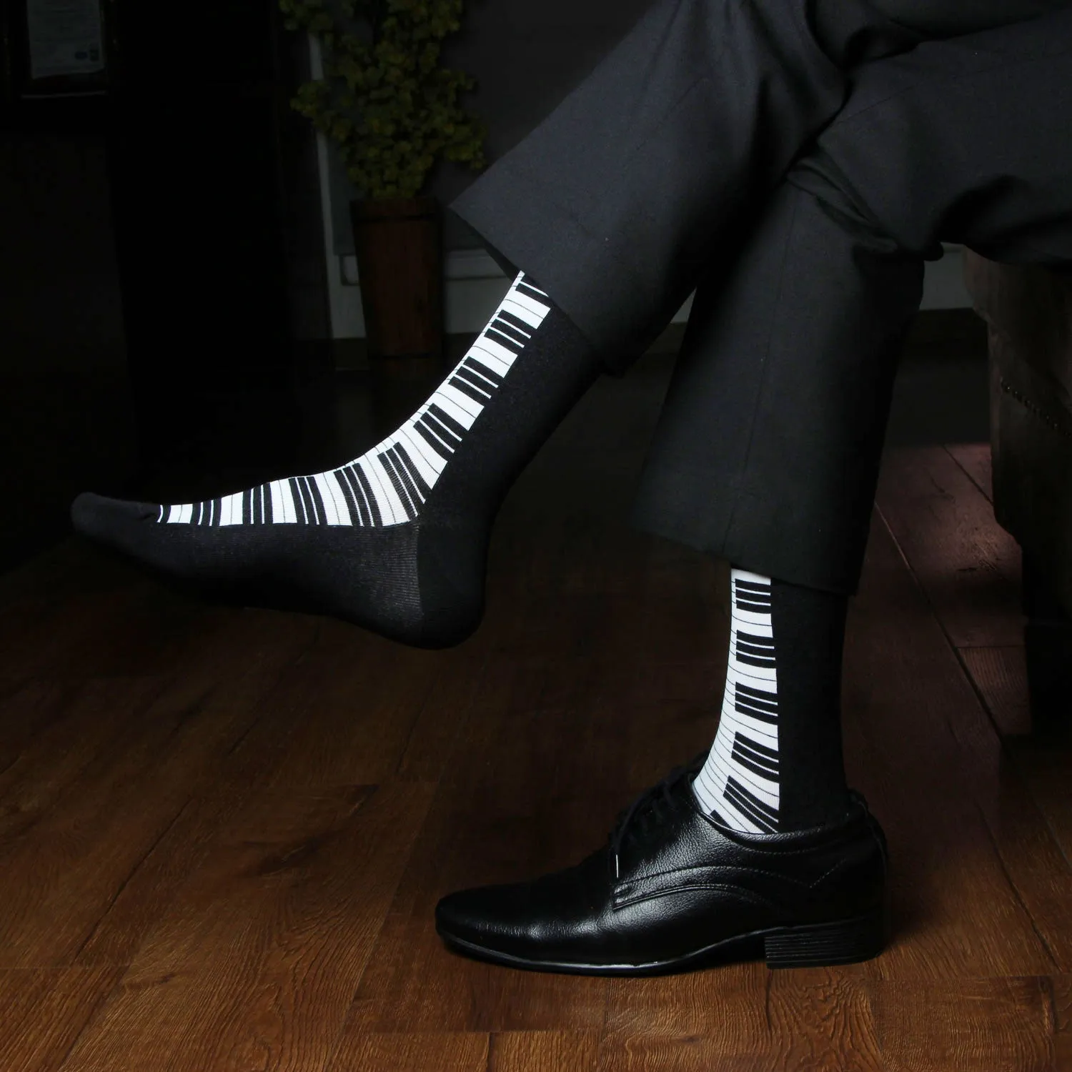 Men's Piano Note Black & White Luxurious Socks