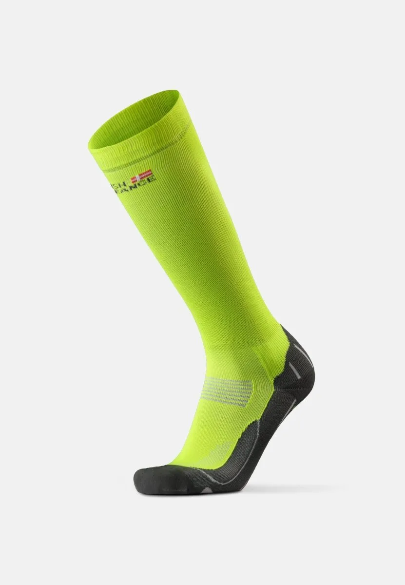 SPORTS COMPRESSION SOCKS