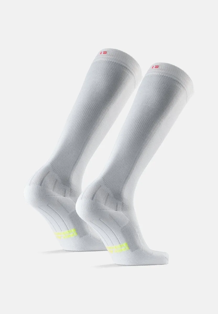 SPORTS COMPRESSION SOCKS