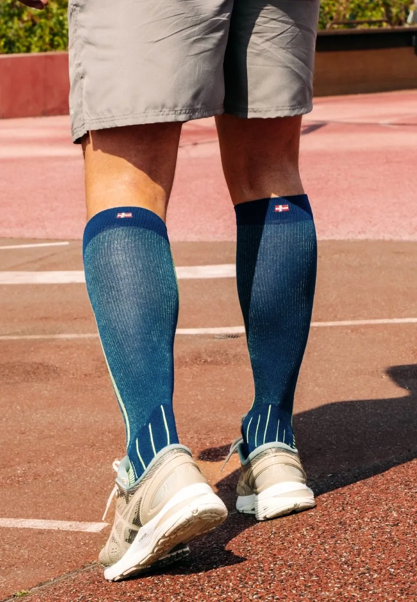 SPORTS COMPRESSION SOCKS